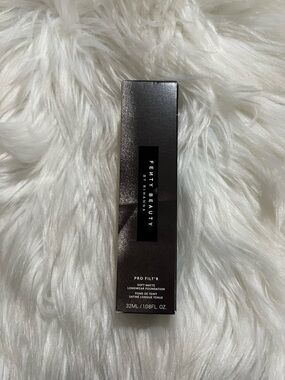 Fenty Beauty Pro Filt'r Soft Matte Foundation - Black